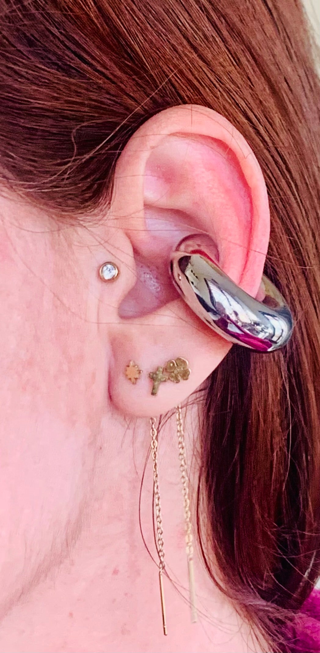 Ear cuff