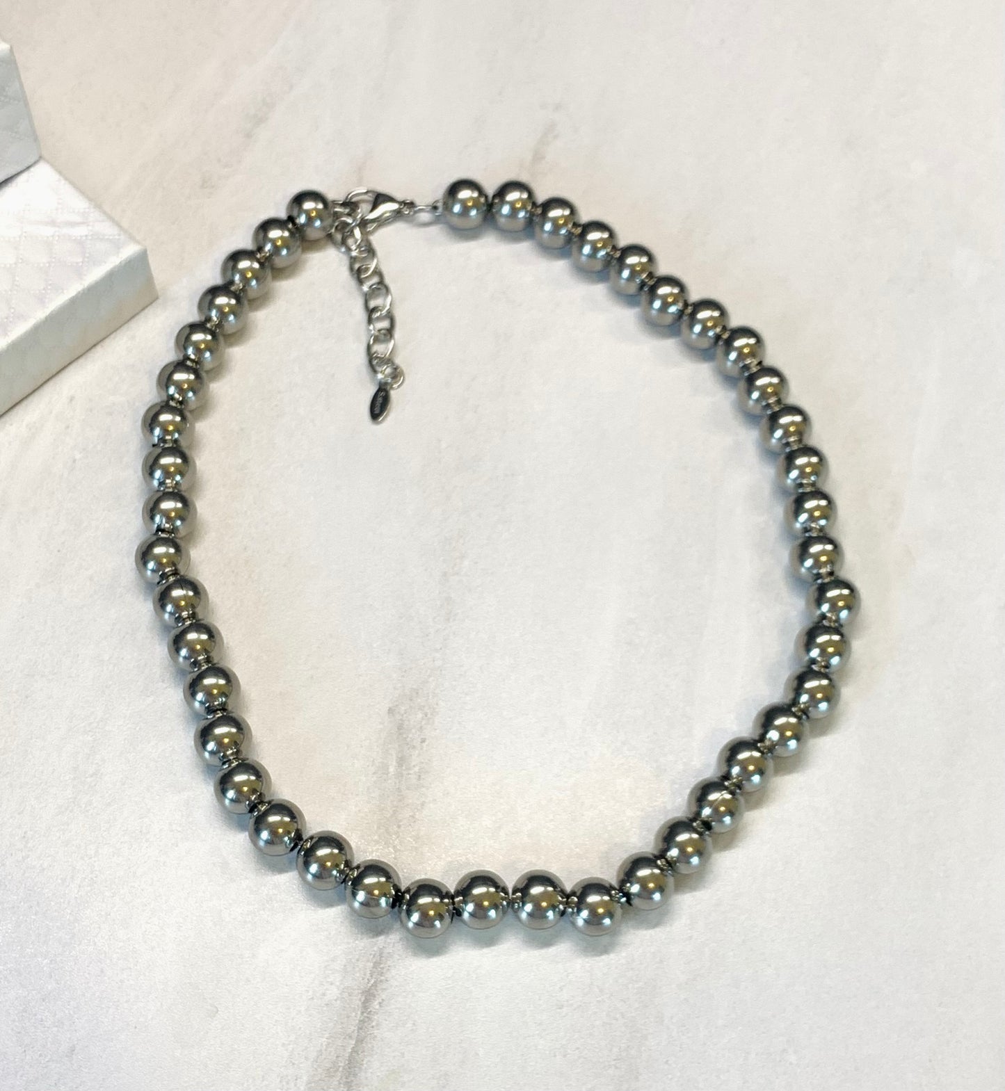 Collana a sfere sonaglio
